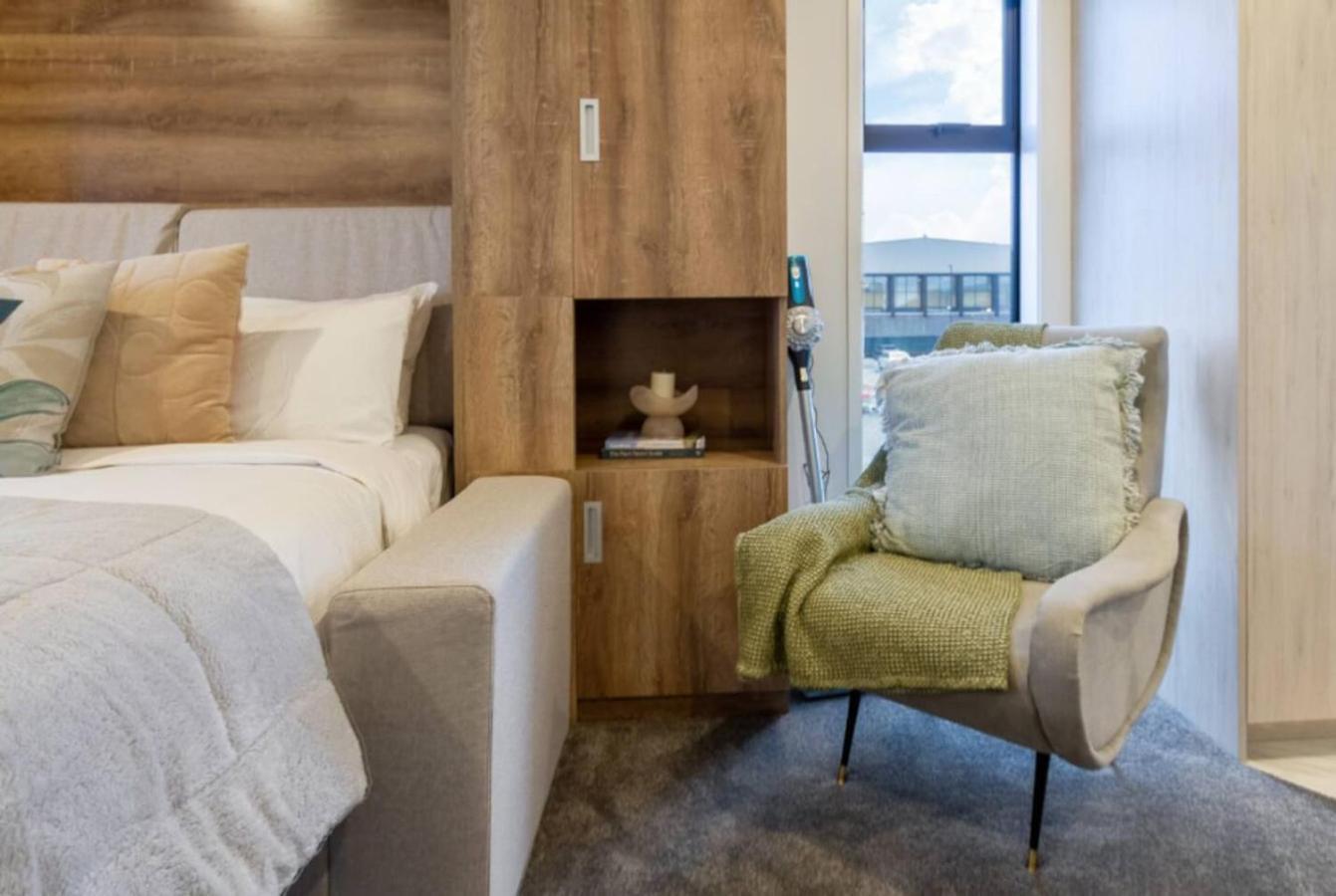 Luxury Cbd Apartment Christchurch