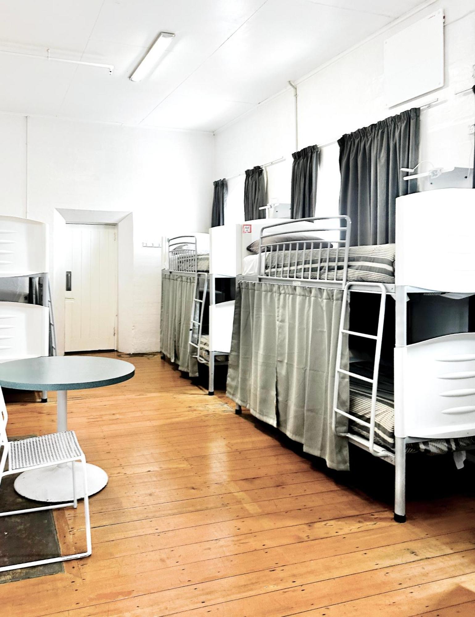 Jailhouse Hostel *