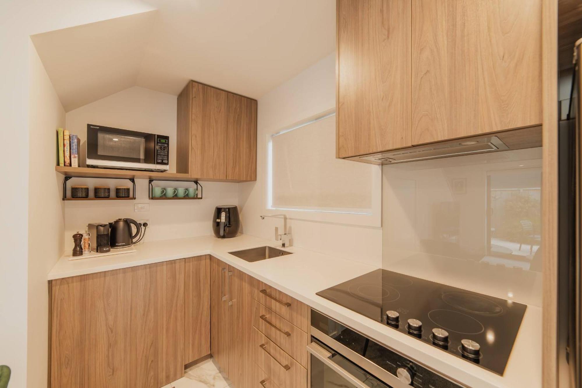 Bright Base - 1bed Kitchen Outdoor Space Holiday home *