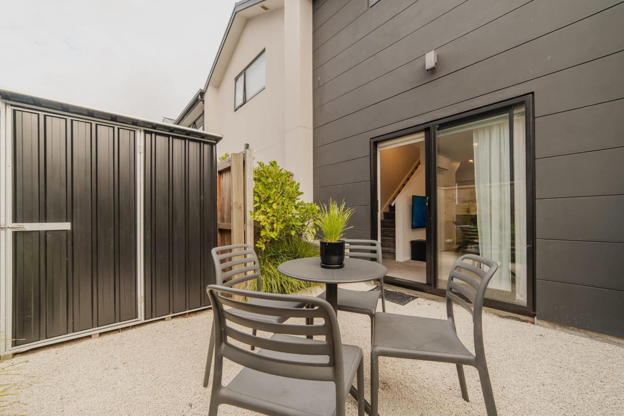 Bright Base - 1bed Kitchen Outdoor Space Holiday home