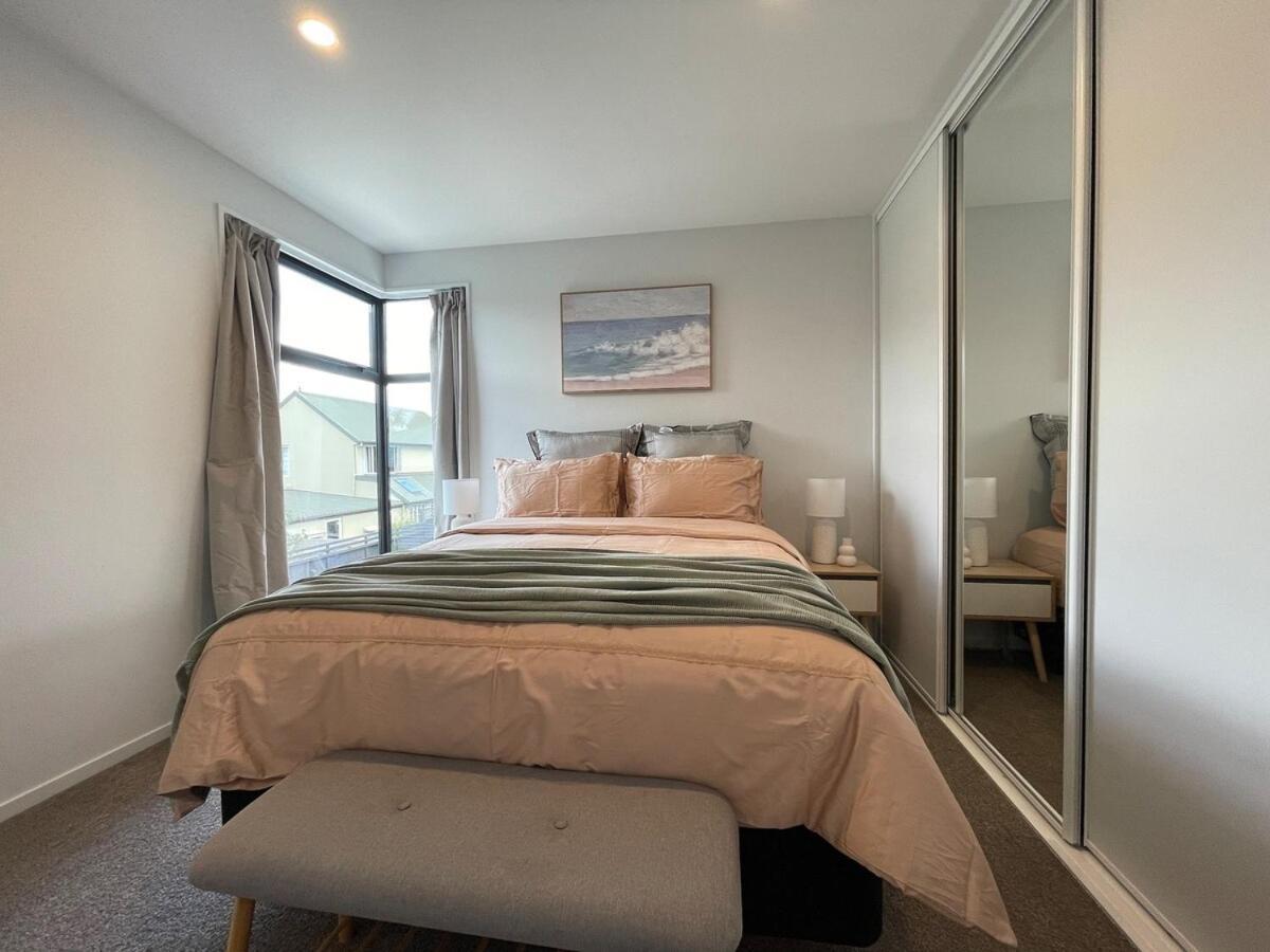 Luxury 2bed2bath Standalone With Parking *