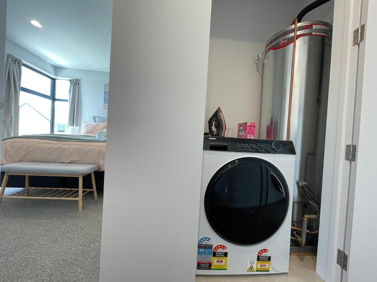 Luxury 2bed2bath Standalone With Parking Holiday home *
