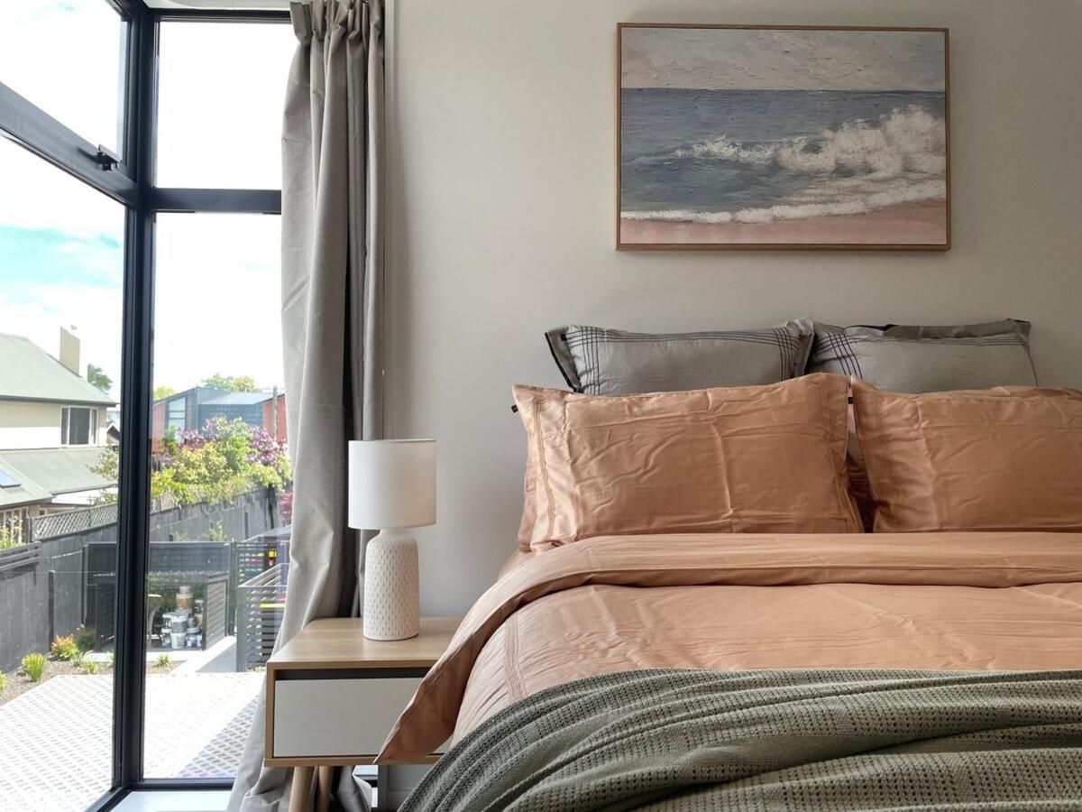 Luxury 2bed2bath Standalone With Parking