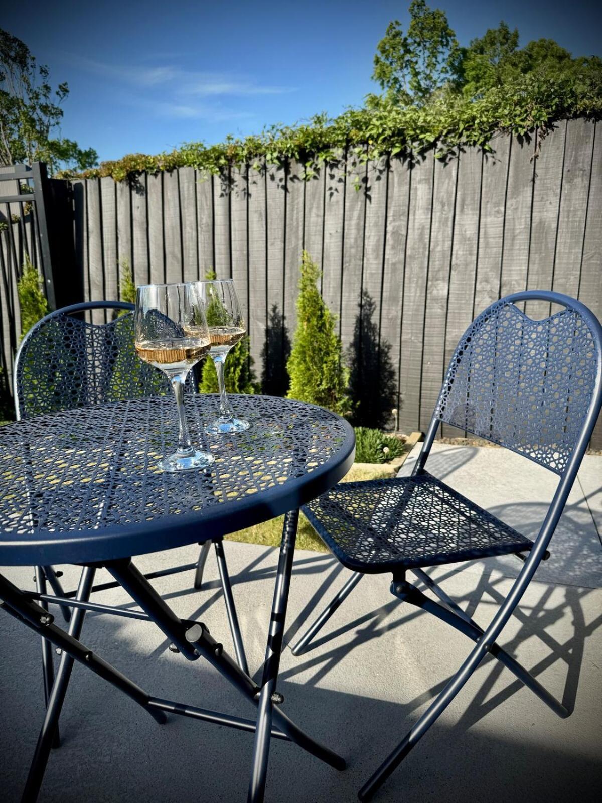Luxury 2bed2bath Standalone With Parking Holiday home *