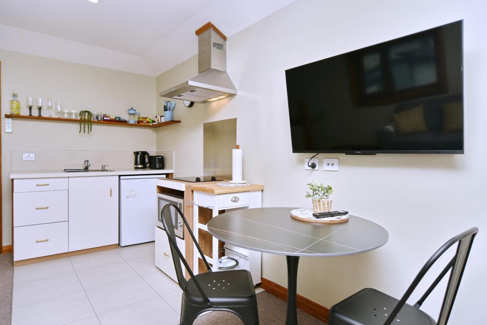 Casa de férias Studio Retreat With Ev & Off Street Parking