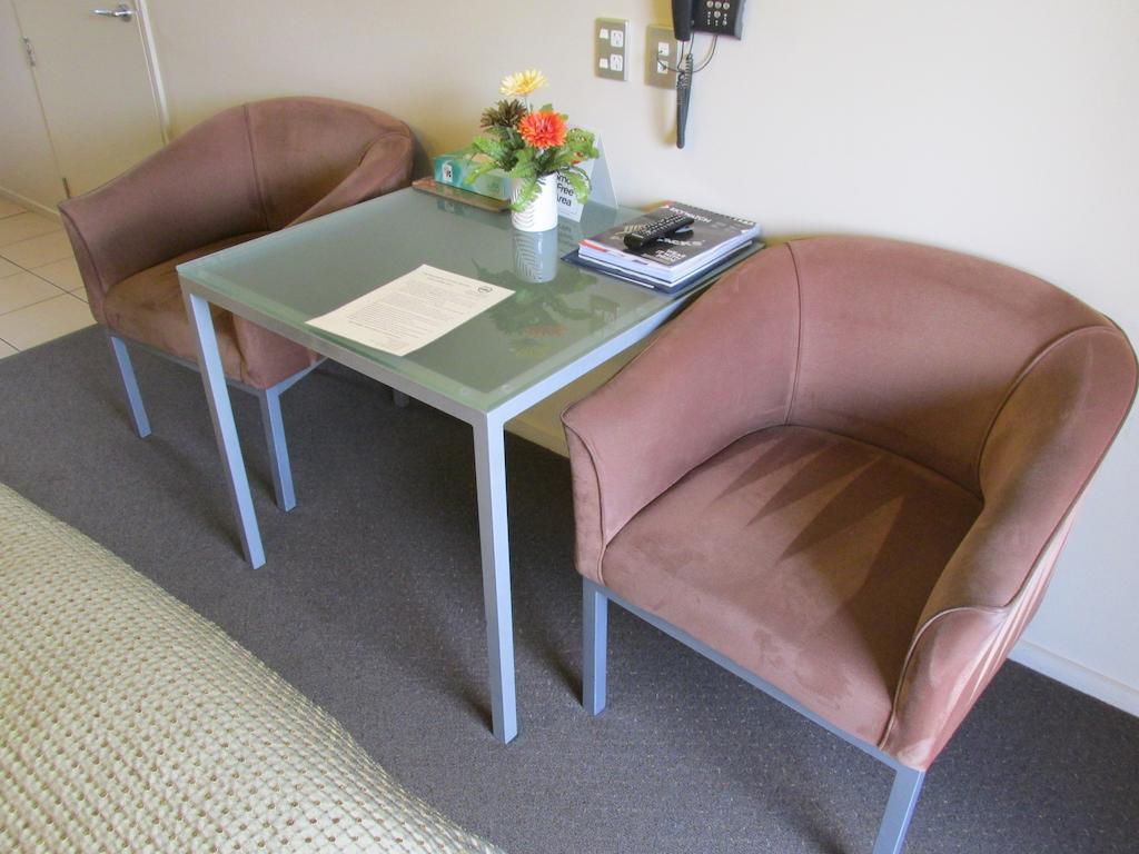 166 Majestic Court Motel