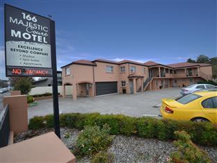 166 Majestic Court 4*
