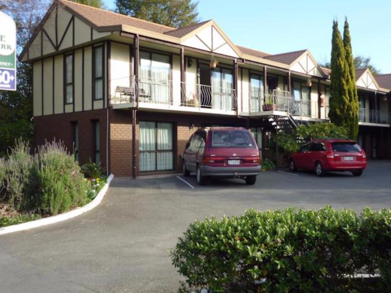 Argyle On The Park Motel