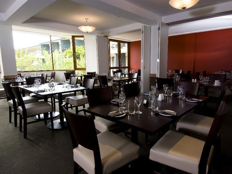 Sudima Airport 4*