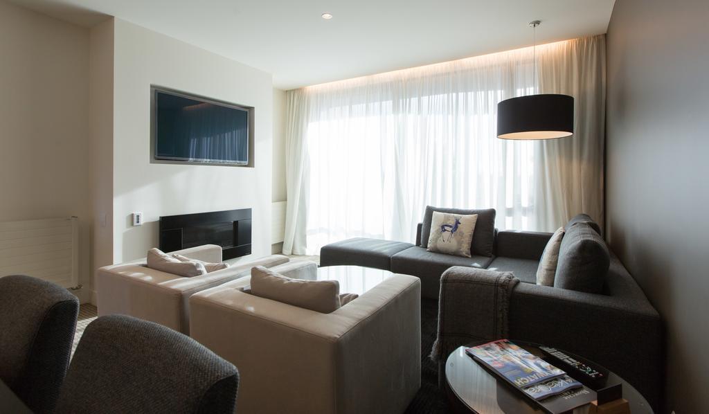 Commodore Airport Hotel 4*