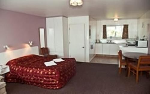 Arcadia Motel 4*