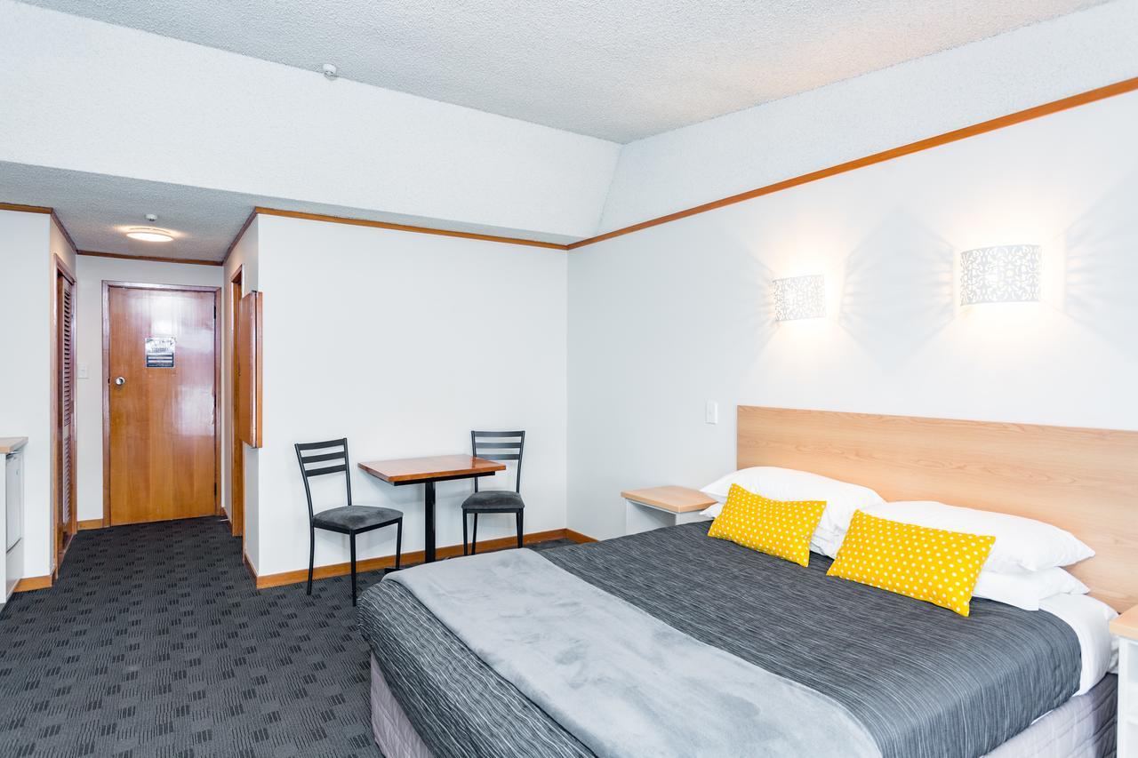 The Redwood 3*