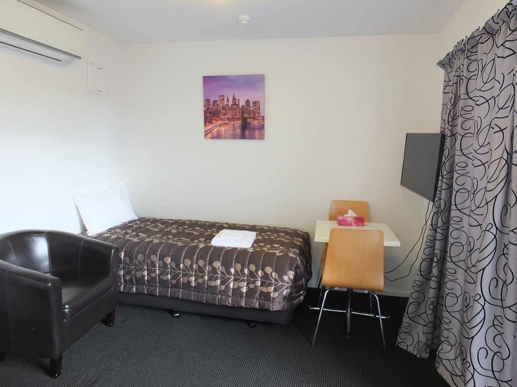 Motel 101 Stars