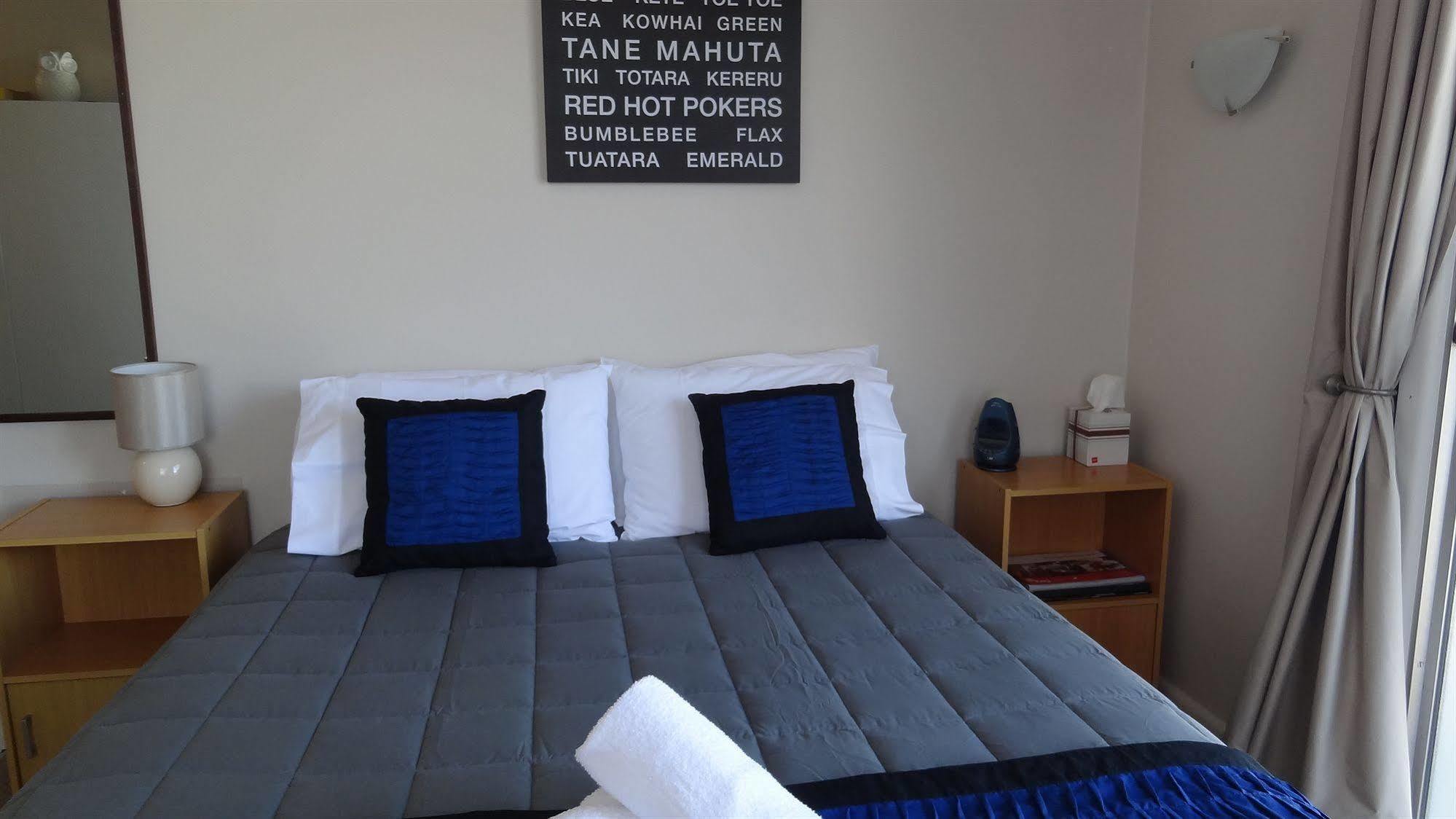 Admiral Motel 3*