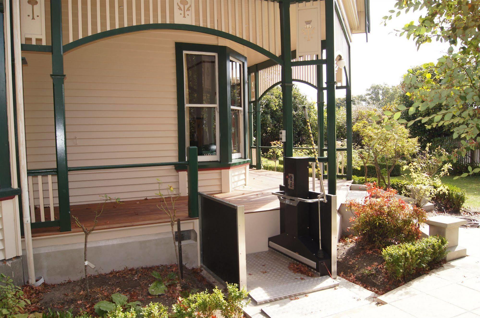 Belmont On Harewood Bed & Breakfast Christchurch