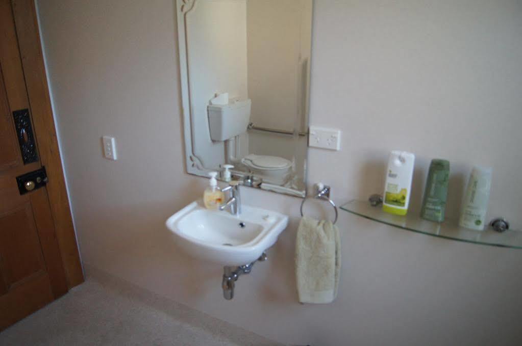 Belmont On Harewood Bed & Breakfast 4*