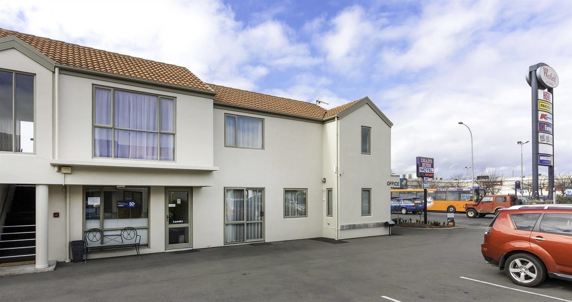 Deans Bush Motel