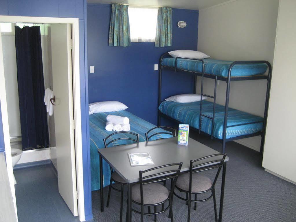Amber Kiwi & Holiday park 4*