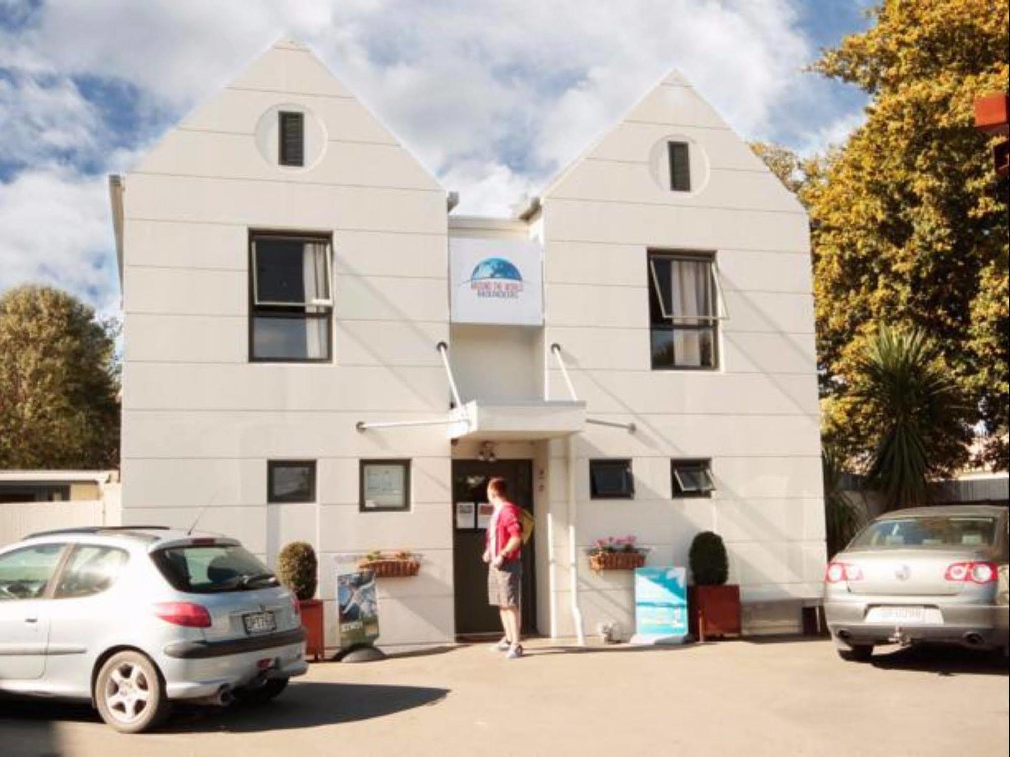 Around The World Backpackers Hostel