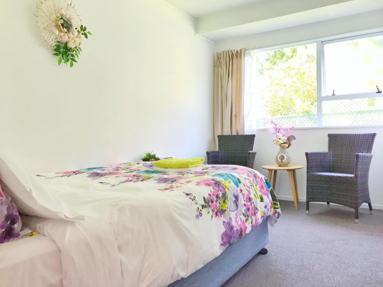 Studious Village Guest house Christchurch