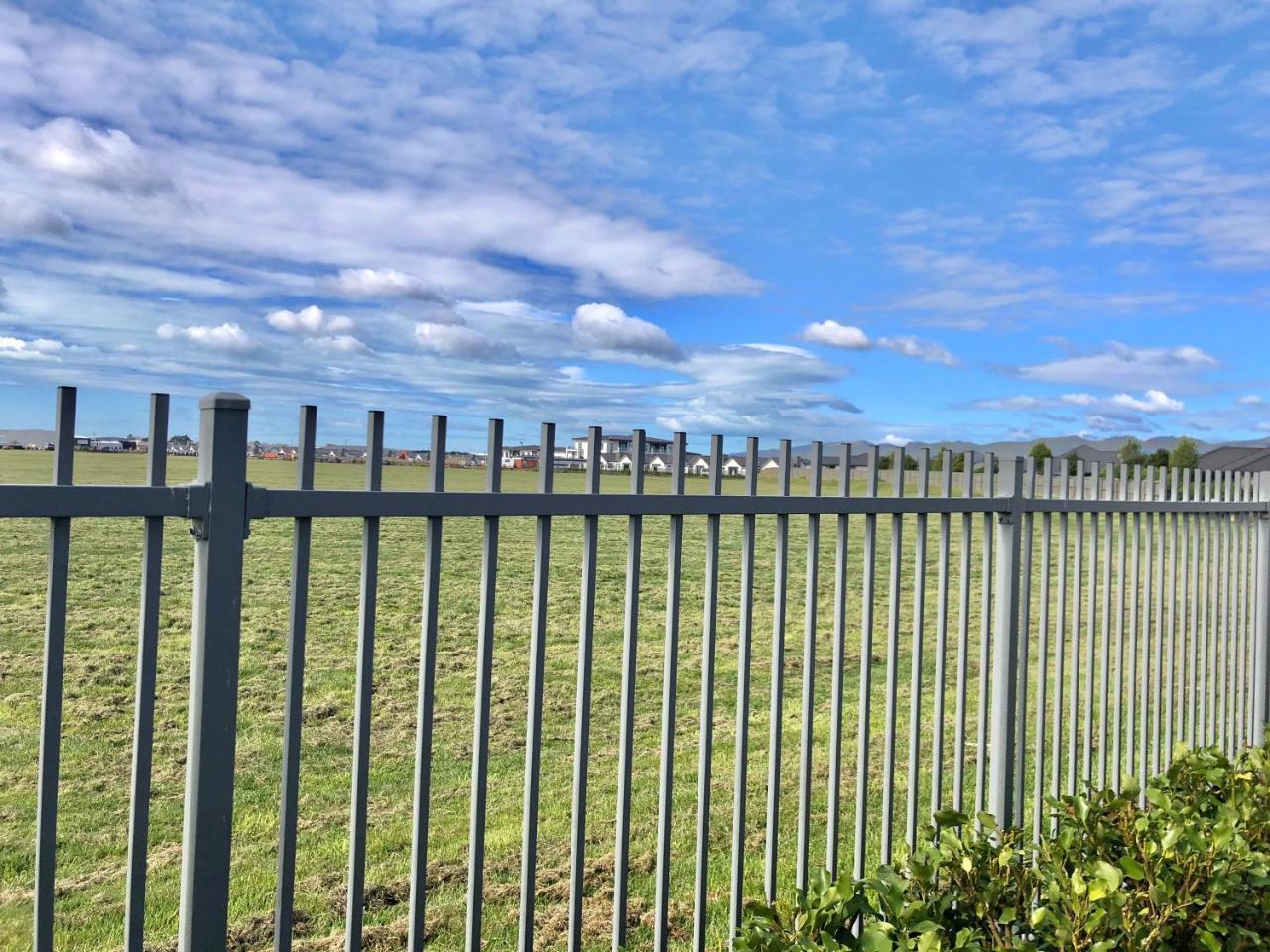 Lovely, Sunny, Sweet Apartamento Christchurch