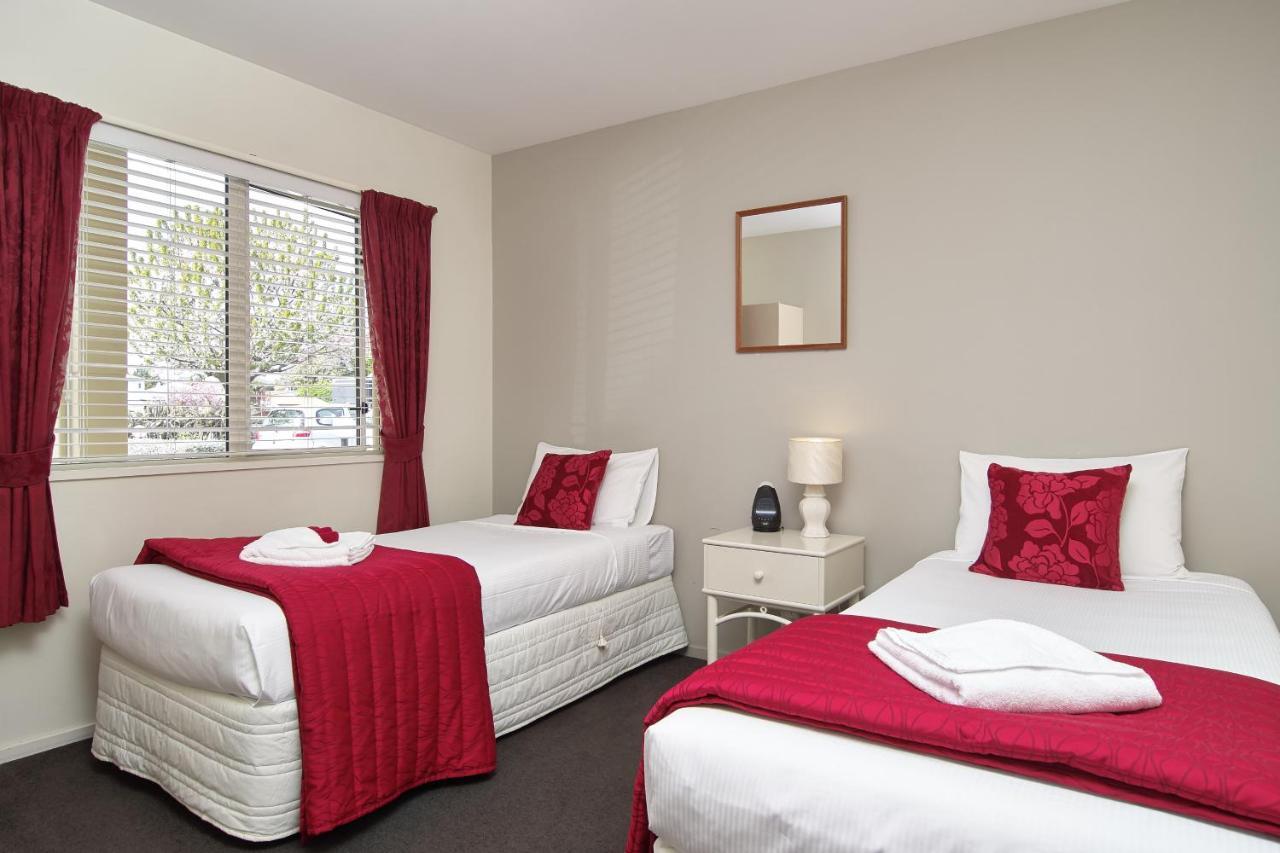 Apollo Motel 4*