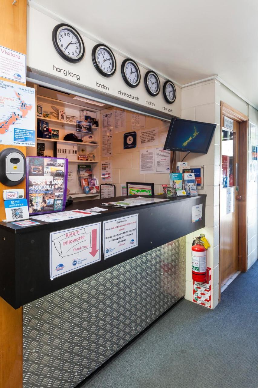 Hostel Around The World Backpackers