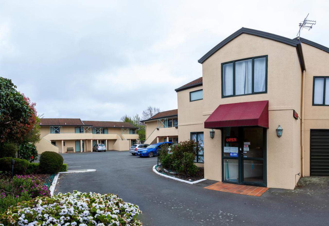 Cherry Tree Motel 3*
