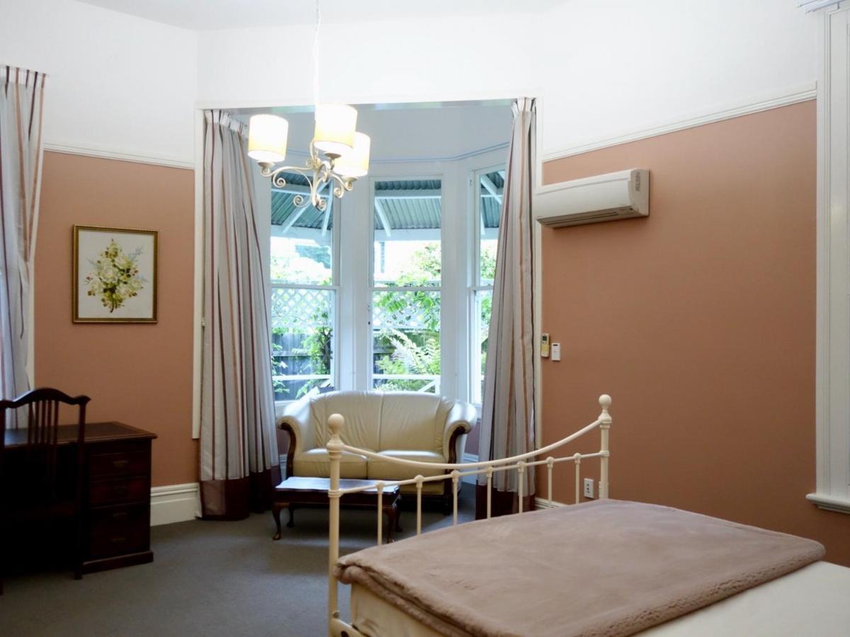 Holly Manor - The Historic Gallery Apartment *