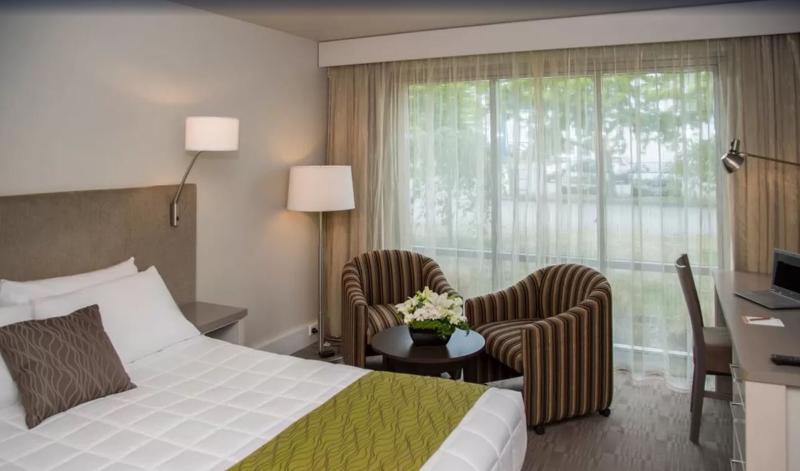 Hotel Sudima Airport 4*