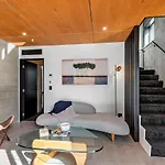 Derby Street Guesthouse Gaystay B&B