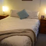 Bed & Breakfast In The Heart Of Fendalton