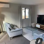 Stylish Oasis In Central City