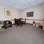 Amross Court