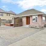 Brockworth Place - Christchurch Holiday Homes