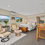 Gatehouse On The Bay - Christchurch Holiday Unit