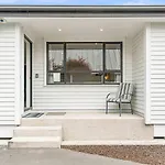 Cozy Merivale Two Bed W Parking