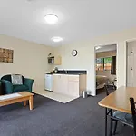 Denton Park Motel