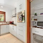 Fendalton Villa - Christchurch Holiday Home