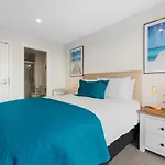 Barbadoes Beauty - Christchurch Holiday Apartment