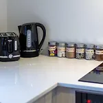 Explore Addington And Cbd 1 Bed W/Carpark