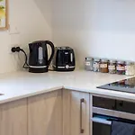 Hear The Wind In The Trees - 2 Bed 1 Bath 1 Garage