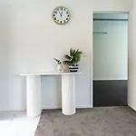 Riccarton 2 Bed 1 Bath W/Garage