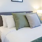 1 Bedroom 1 Bath, Executive Escape, Northlands Mall