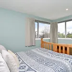 Charlesworth Villa - Christchurch Holiday Homes