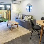 Stone Throw To Hagley Park And Chch Hostpital 2 Bedroom 2 Bathroom