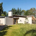 Tussock Hill Vineyard Retreats