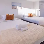 Beach Front Abode- 2 Bed 2 Bath