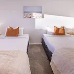 Beach Front Abode- 2 Bed 2 Bath