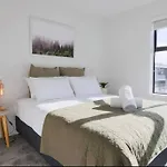 Cbd With Style And Luxury - Free Parking